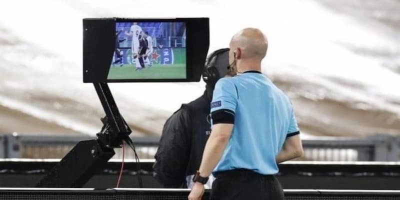 VAR là gì Các bước triển khai VAR là gì?